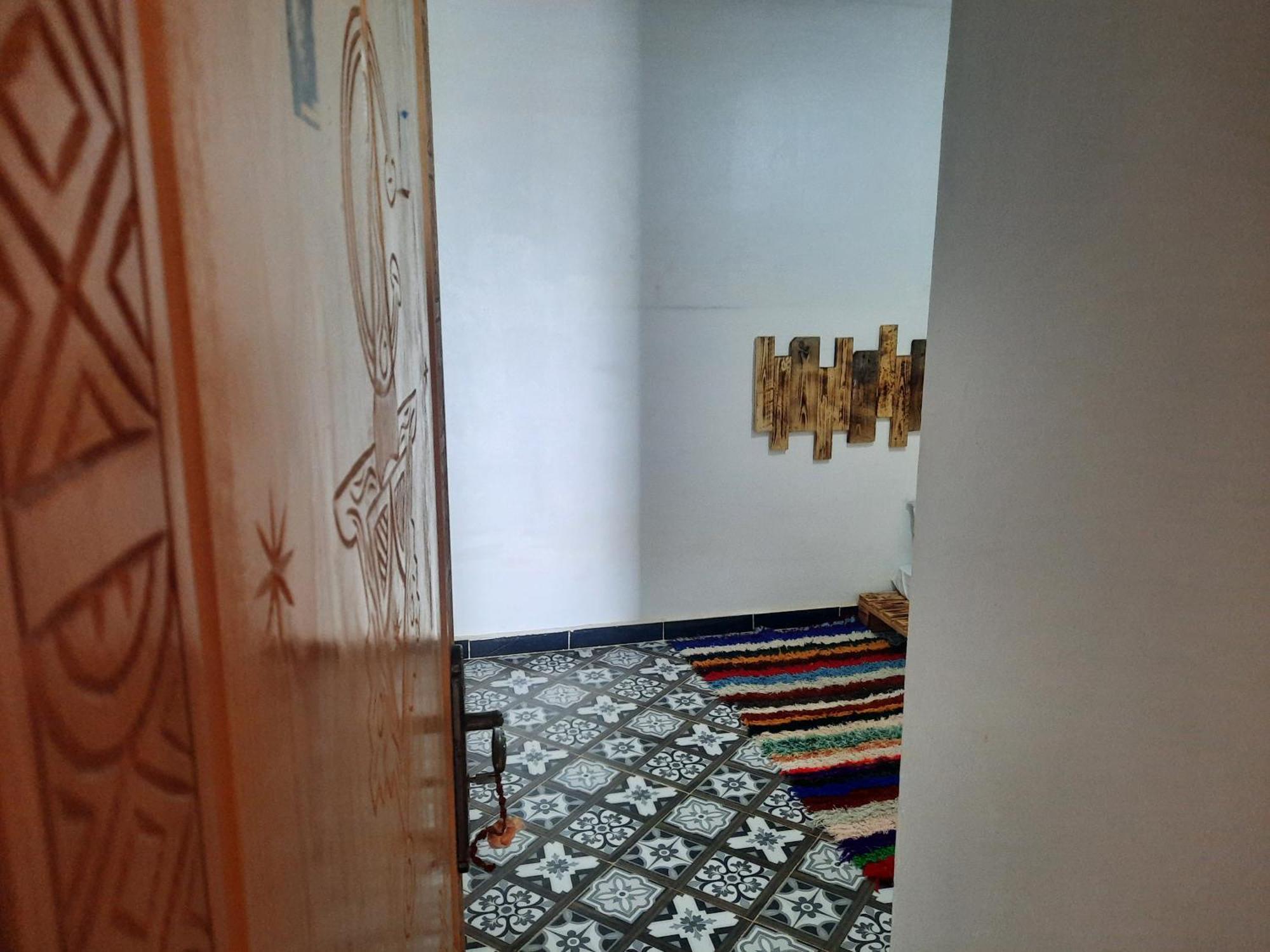 Хостел Boilers Surf House Tamri Номер фото